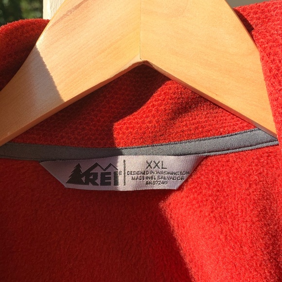 NWOT REI Fleece Jacket Red/Grey XXL - Picture 4 of 13